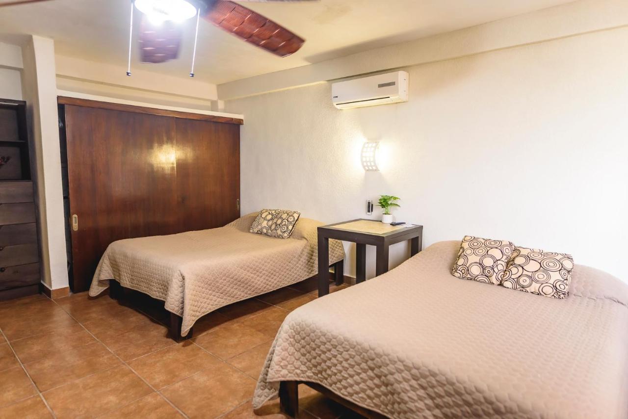 Departamento Grande Con 2 Recamaras Con Aire 5 Camas Wifi 115Mb, Cocina .Cochera Techada, #4 Ciudad Valles Exterior photo